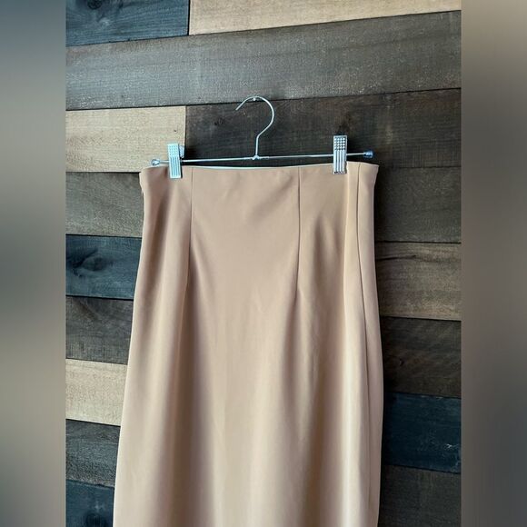 Express Women's Tan Skirt - Picture 5 of 10